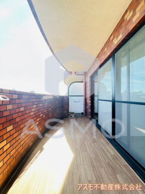 【バルコニー】 | ロイヤルコート生江