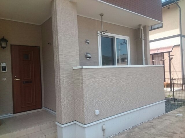 ラグジュアリー・コートのバルコニー