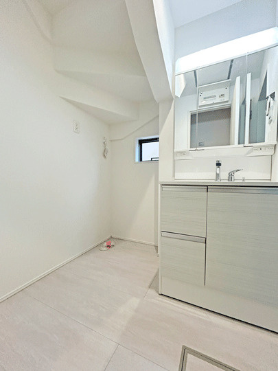 多賀城市大代の独立洗面台