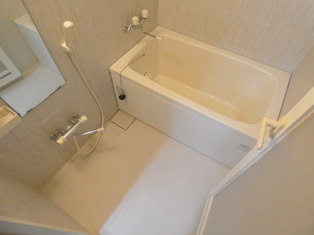 ヴェルドミール桜上水の浴室|高温差し湯