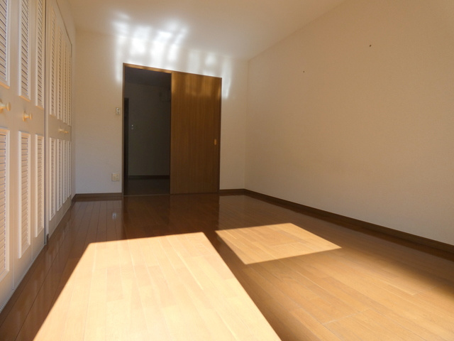 ヴェルドミール桜上水の居間・リビング