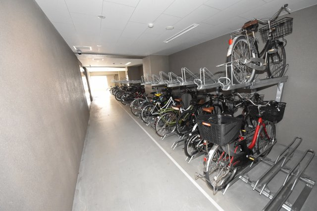 RISING Maison 本町橋