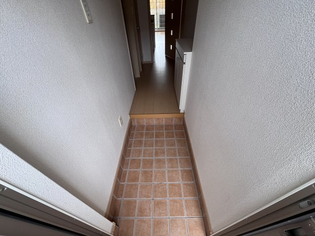 神戸市北区道場町日下部のアパートの玄関