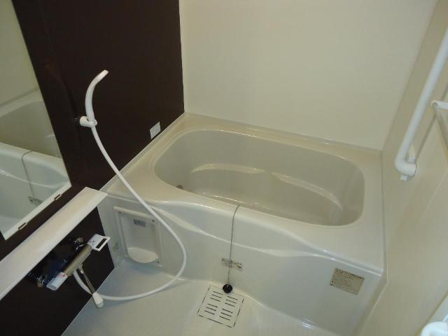 アルベロ　フィオーレの浴室|バス