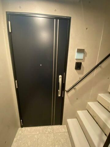 ＣＨＡＲＬＯＴＴＥの玄関