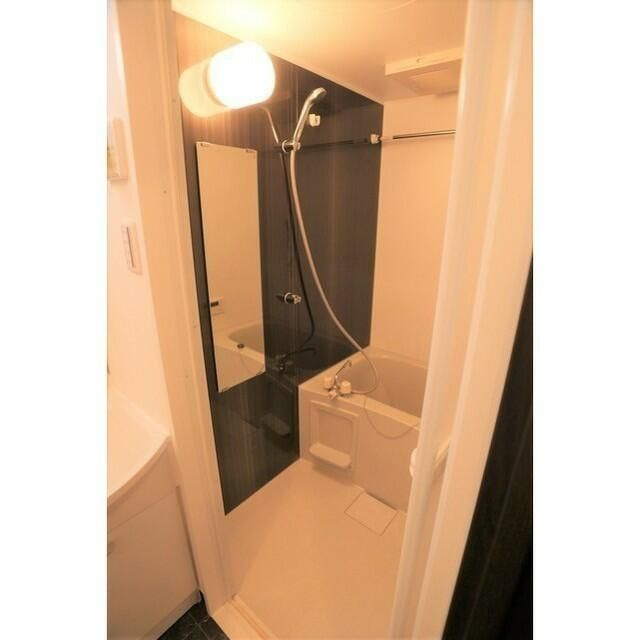 コンポジット王子の浴室