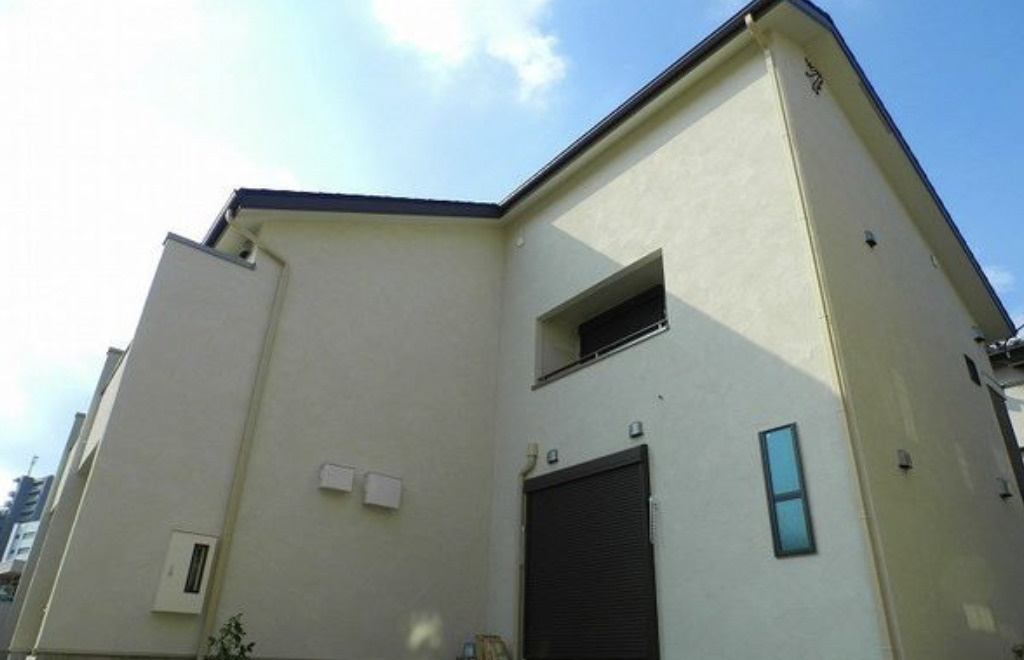 グランヴィスタ四ツ谷の外観