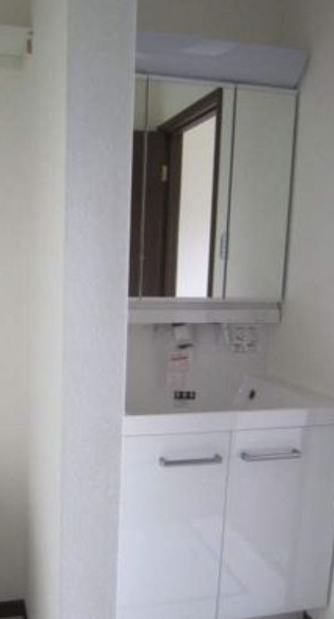 グランヴィスタ四ツ谷の独立洗面台