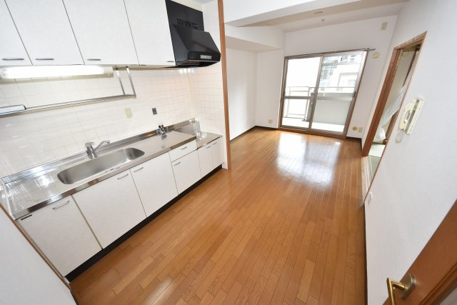 グラマシー立売堀の居間・リビング