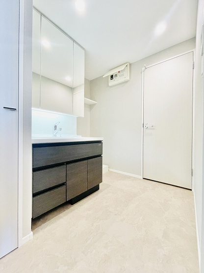 【ランドリースペース】 | エンクレストベイサイド通り