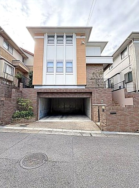 プライムヒルズ社が丘