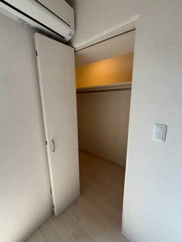 キャンバスの収納|※他部屋参考