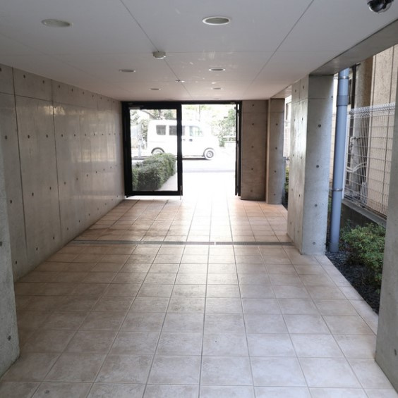 ZESTY小豆沢公園のロビー