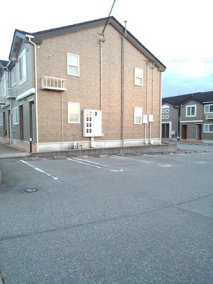 【駐車場】 | リバロックＡ