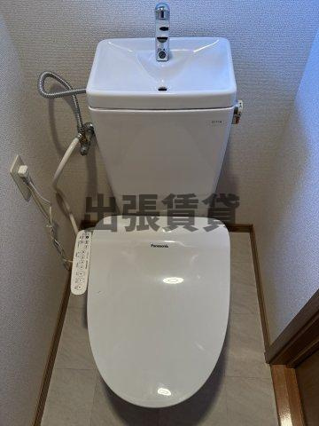 仲介手数料0！！ドエル中新のトイレ