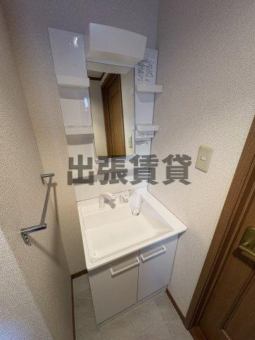 仲介手数料0！！ドエル中新の独立洗面台