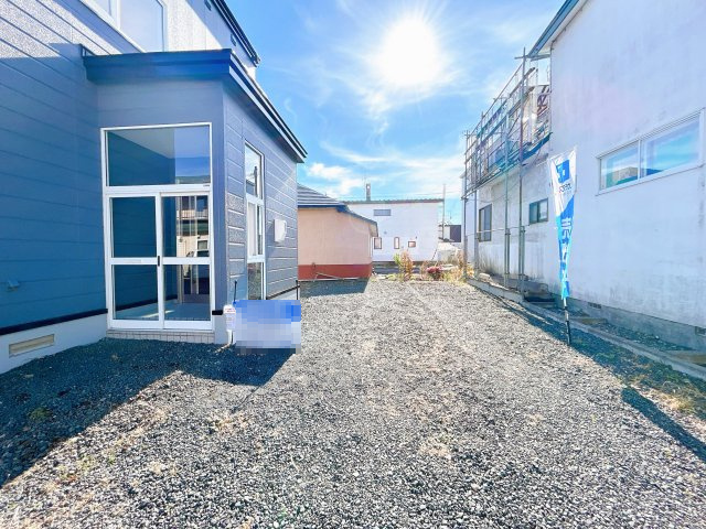 北見市中ノ島町３丁目５－５　中古売家の駐車場|【リフォーム済み】駐車場は整地を行いました。