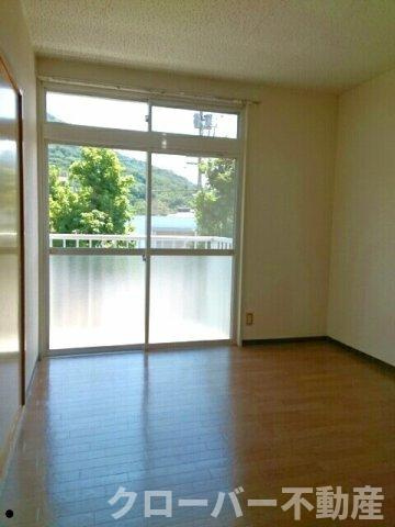 ニューシティ宇多津の居間・リビング