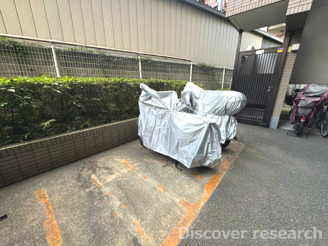 レクセル青戸の駐車場|【バイク置場】