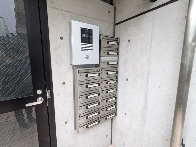 Blanche高円寺のエントランス