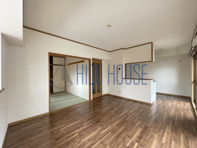 リリーヴィレッジⅢの居間・リビング