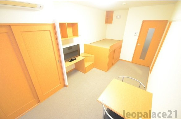 レオパレス六条院の寝室|備品や設備仕様は号室等により異なります現地をご確認下さい。　