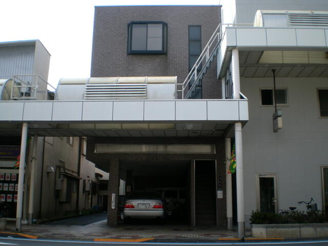 綿貫ビルの外観