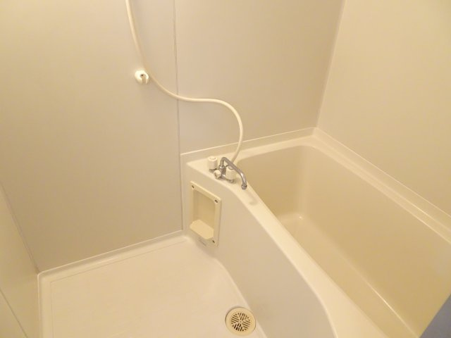 メゾン本戸Bの浴室|イメージ写真