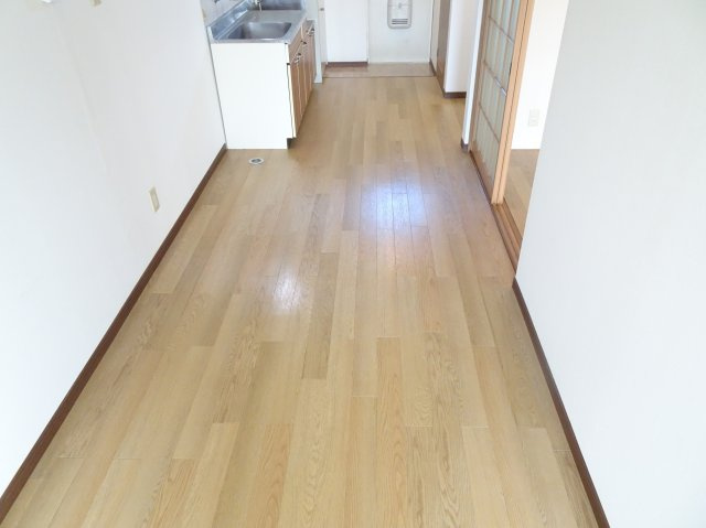 メゾン本戸Bの居間・リビング|イメージ写真