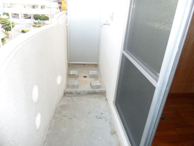  | 瀬底ハイツ城間
