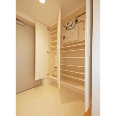 【玄関】 | パークアクシス大塚 | シンプルで使いやすい玄関です