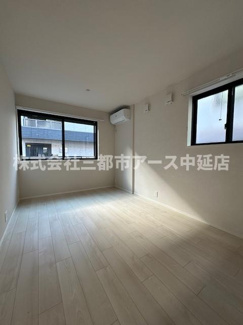 【居間・リビング】 | オーベル・メゾン弐番館 | オーベル・メゾン弐番館　は三都市アース中延店へお任せください！　ご内覧可能なお部屋は物件現地お待ち合わせご案内可能です！