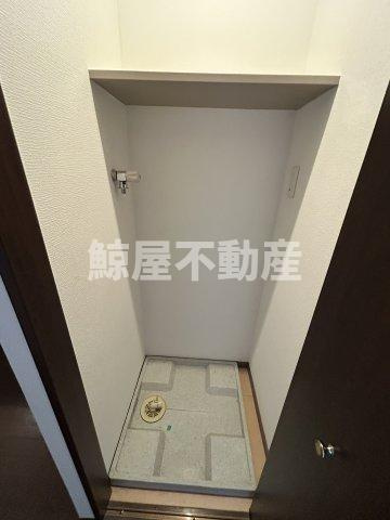 アヴァンティーク銀座東の玄関|収納もある玄関です