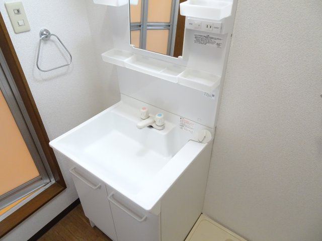 フレグランスモリカワDの独立洗面台|イメージ写真