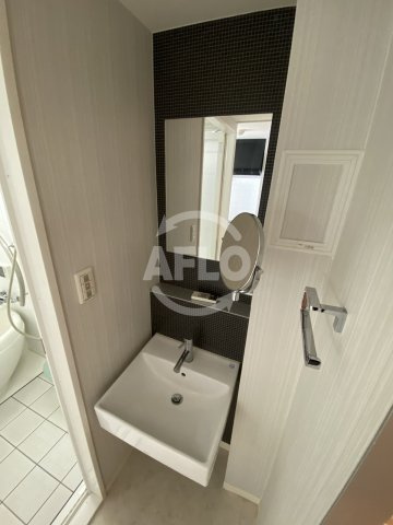 カーサリック同心の独立洗面台|カーサリック同心　独立洗面台