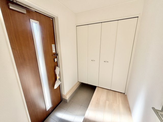 【仲介手数料無料／大治町】大治町西條第19　クレイドルガーデン　新築戸建　3号棟の玄関