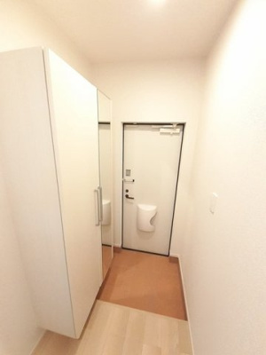 【玄関】 | コミュニティ新館　Ⅰ