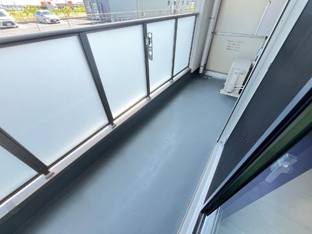 Moon stone（ムーン　ストーン）のバルコニー|ベランダ