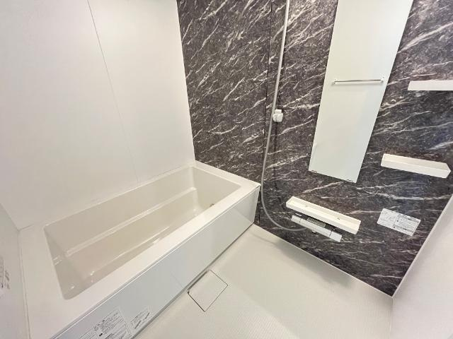 Moon stone（ムーン　ストーン）の浴室|バス