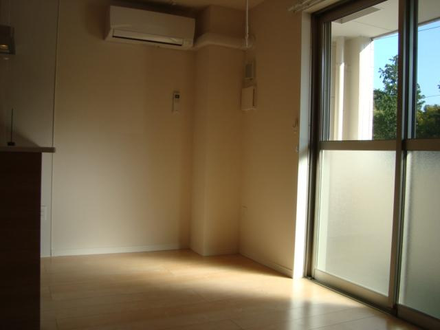 フォレストヴィラの居間・リビング|リビング