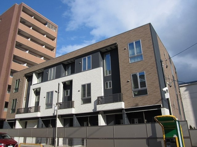 メゾン　スプリングス