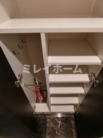 クロスレジデンス蒲田の玄関