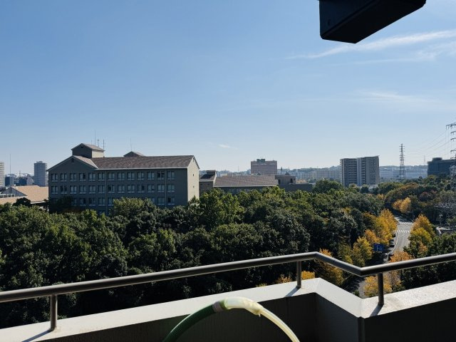 南大沢学園一番街１号棟の展望|～眺望・陽当たり共に良好です～