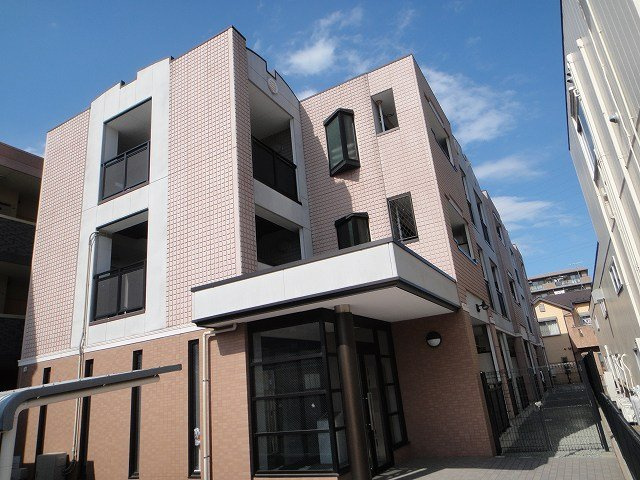 エレガンテ　アピターレ