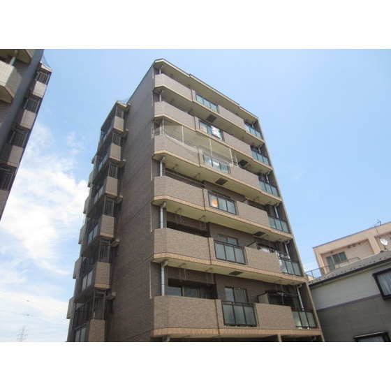 ベルドミール壱番館の外観