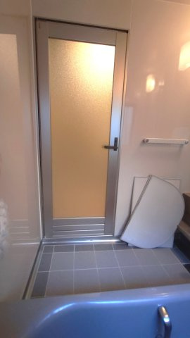 東大阪市高井田西1丁目　中古戸建の浴室