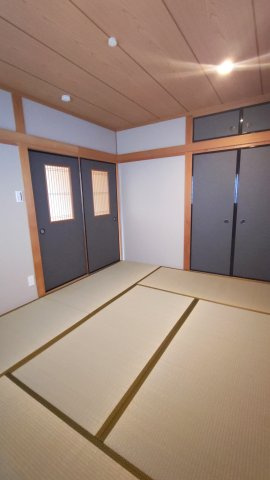 東大阪市高井田西1丁目　中古戸建の和室