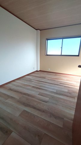 東大阪市高井田西1丁目　中古戸建の子供部屋