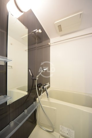 コンフォリア心斎橋ＥＡＳＴの浴室|コンフォリア心斎橋ＥＡＳＴ　浴室換気乾燥暖房機付バスルーム