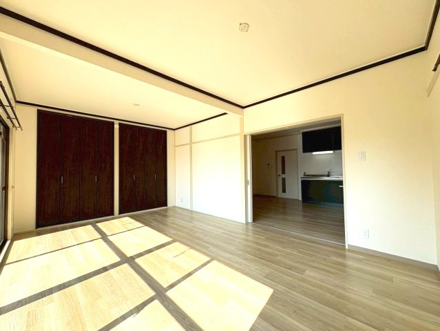 峰塚マンションの寝室